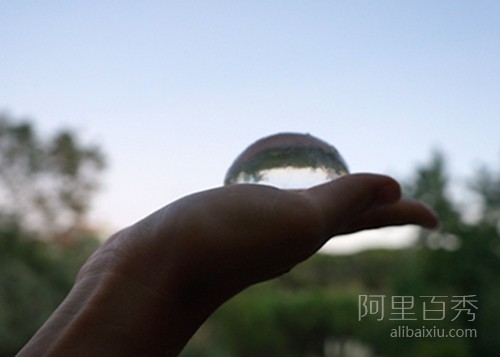 你敢吃嗎？可以吃的水瓶，環保又方便--置頂表情